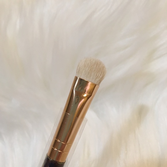 Teeez Beautiful Eyes Flat Stiff Eyeshadow Brush - Picture 3 of 7